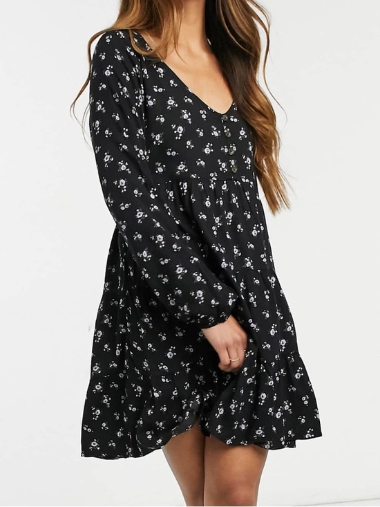Hollister Dresses & Skirts - Hollister Black Dress with White Floral Print